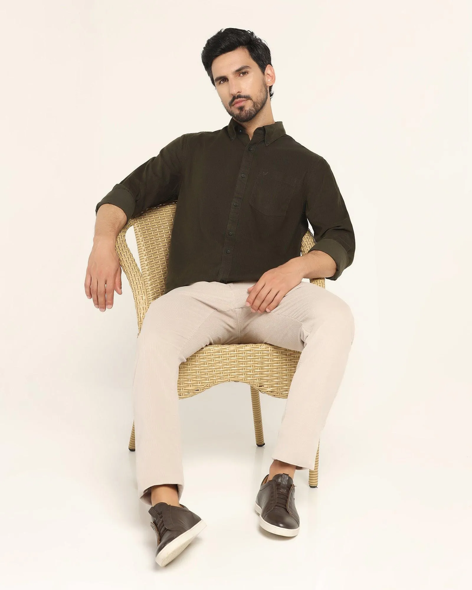 Casual Olive Solid Shirt - Jenga