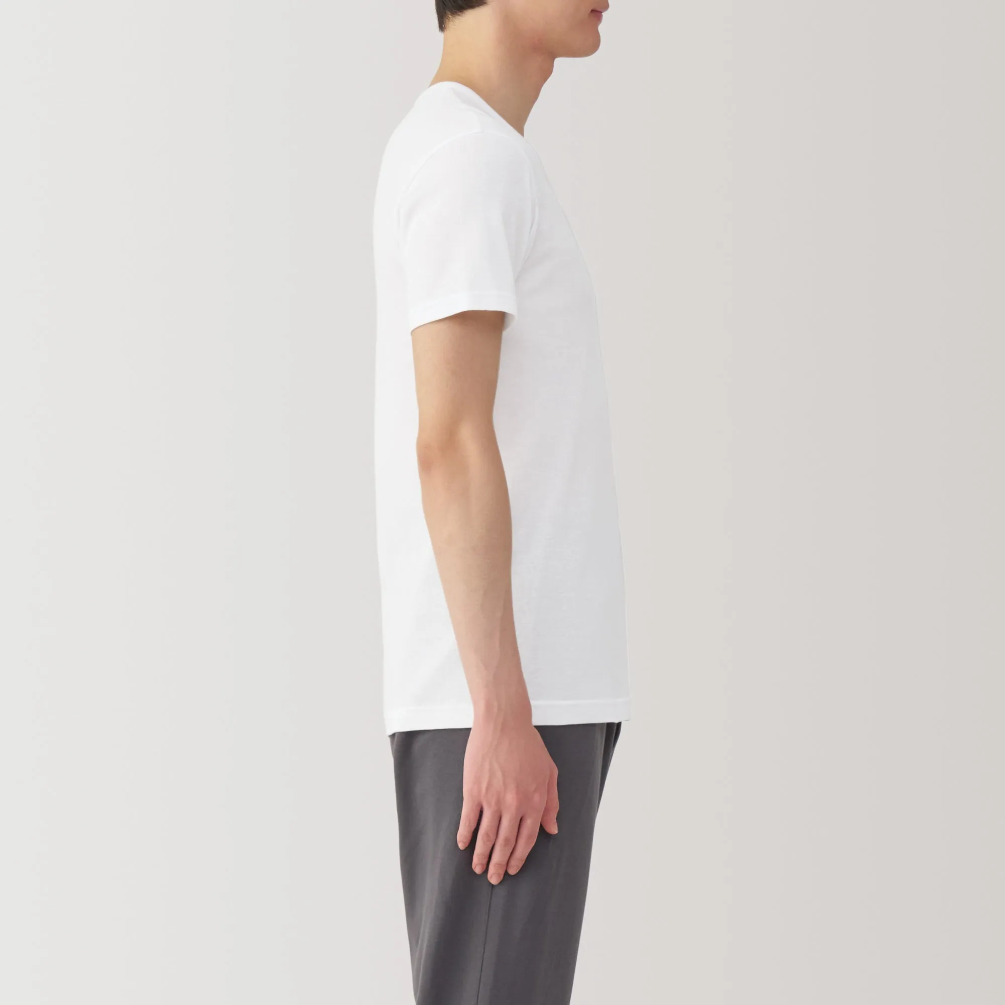 Men's Moisture-Wicking Cotton V-Neck Short Sleeve T-Shirt