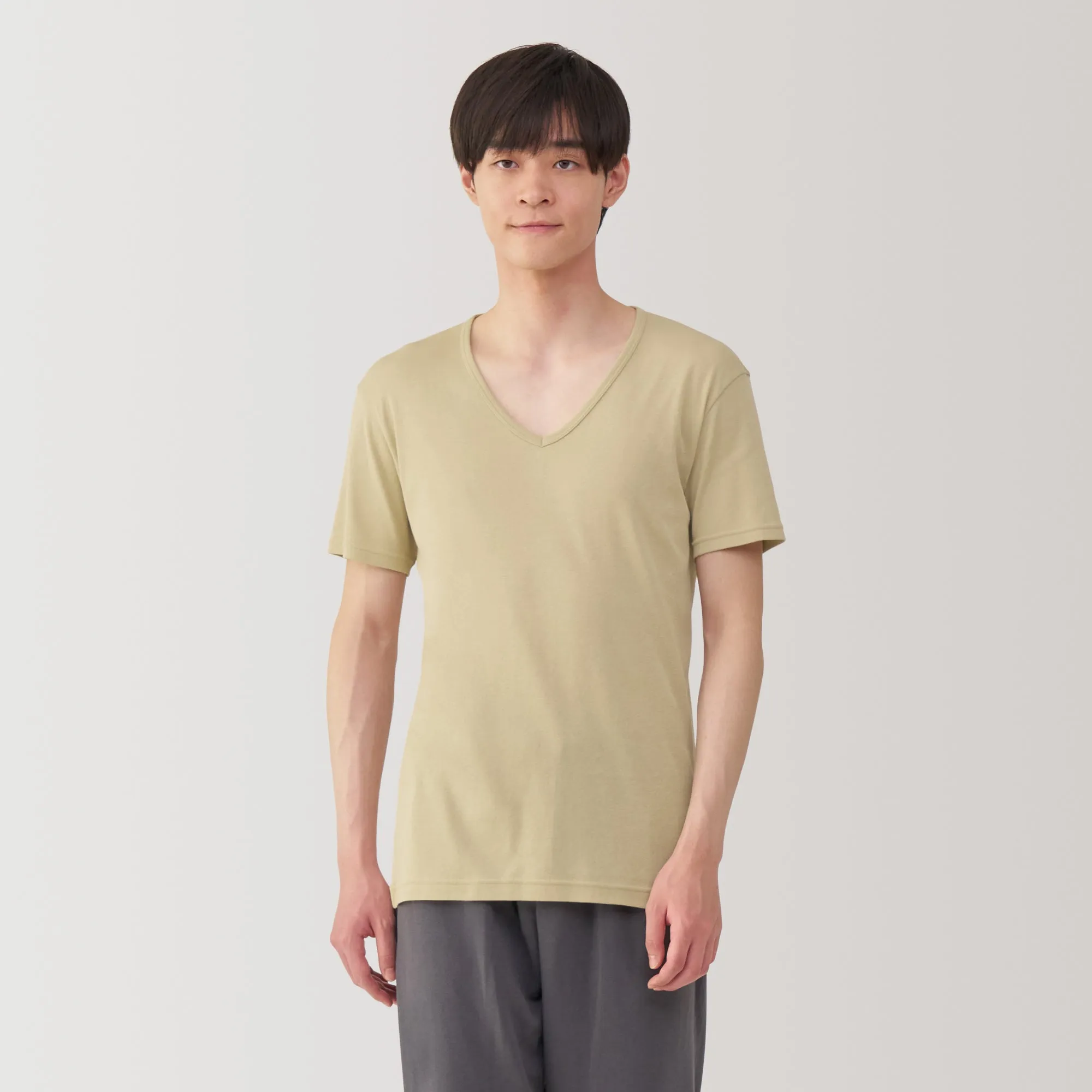 Men's Moisture-Wicking Cotton V-Neck Short Sleeve T-Shirt