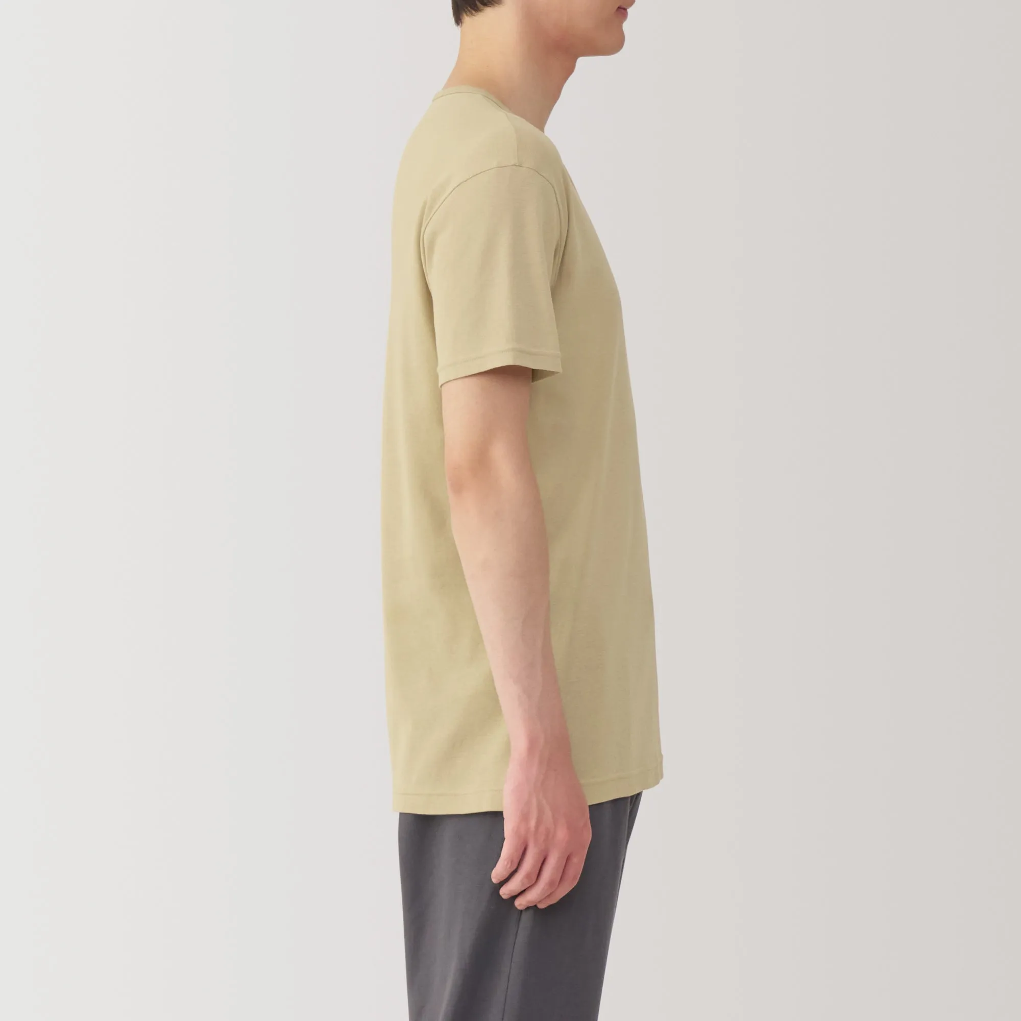 Men's Moisture-Wicking Cotton V-Neck Short Sleeve T-Shirt