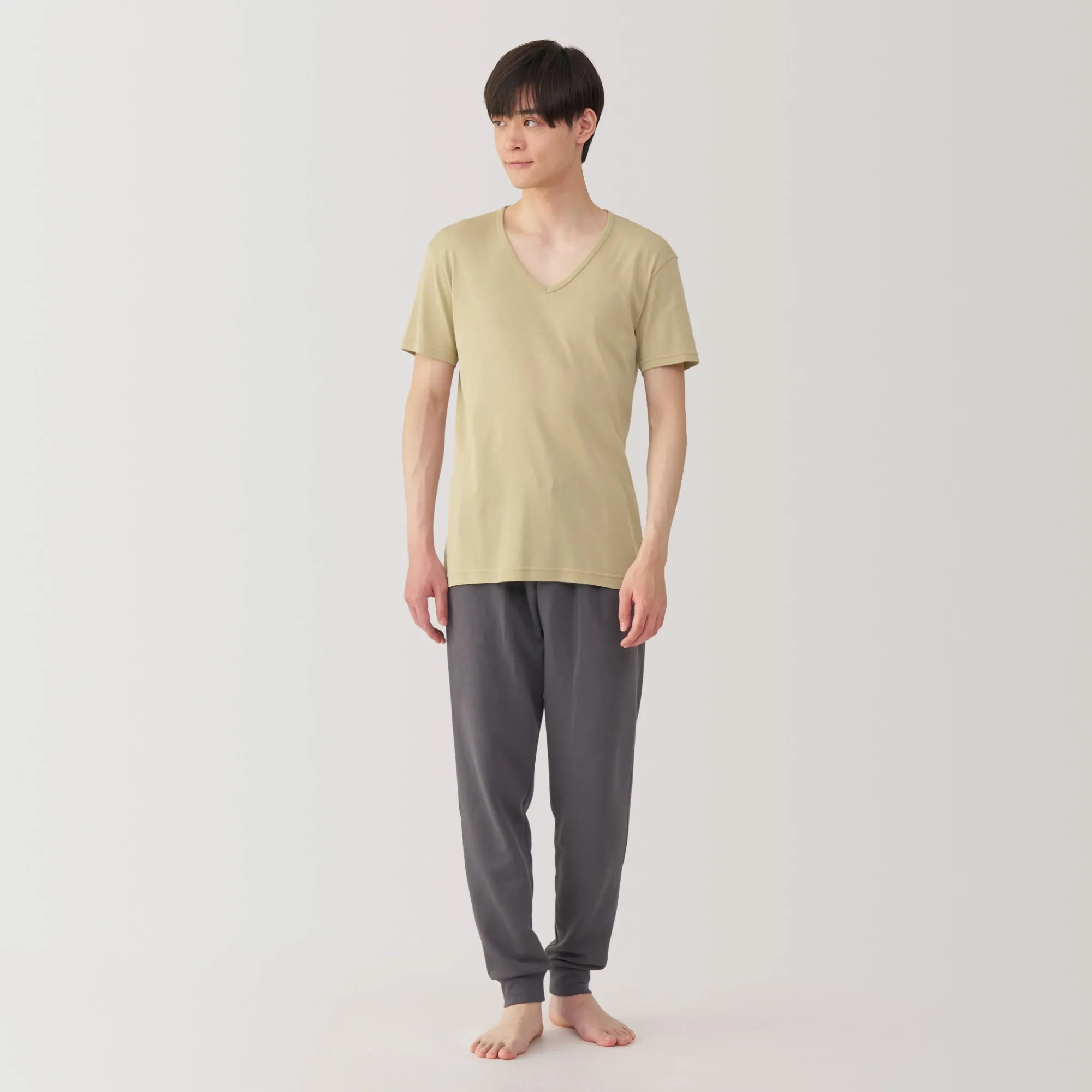 Men's Moisture-Wicking Cotton V-Neck Short Sleeve T-Shirt