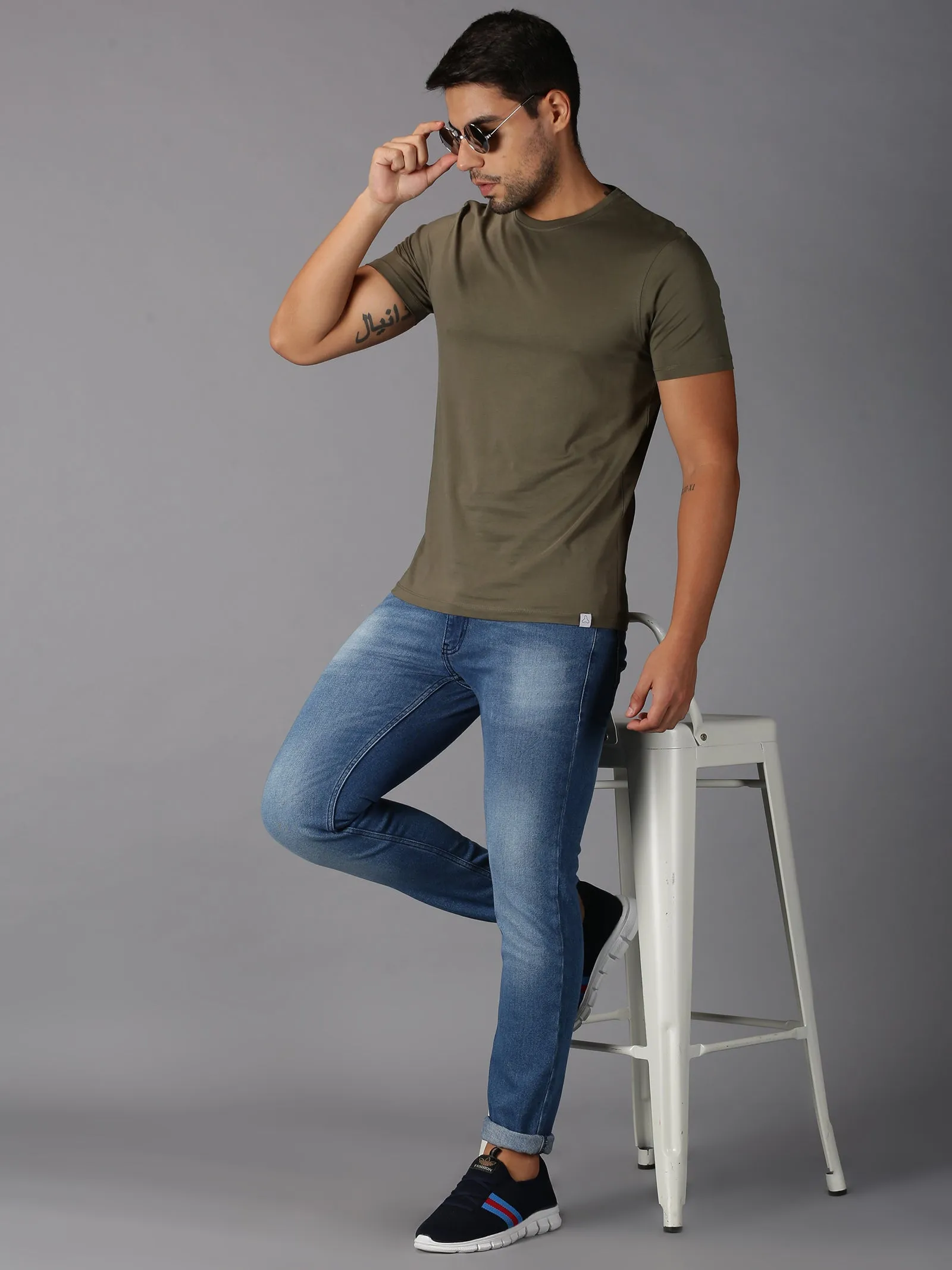 MEN'S SUPIMA COTTON GREEN SOLID SLIM FIT T.SHIRT
