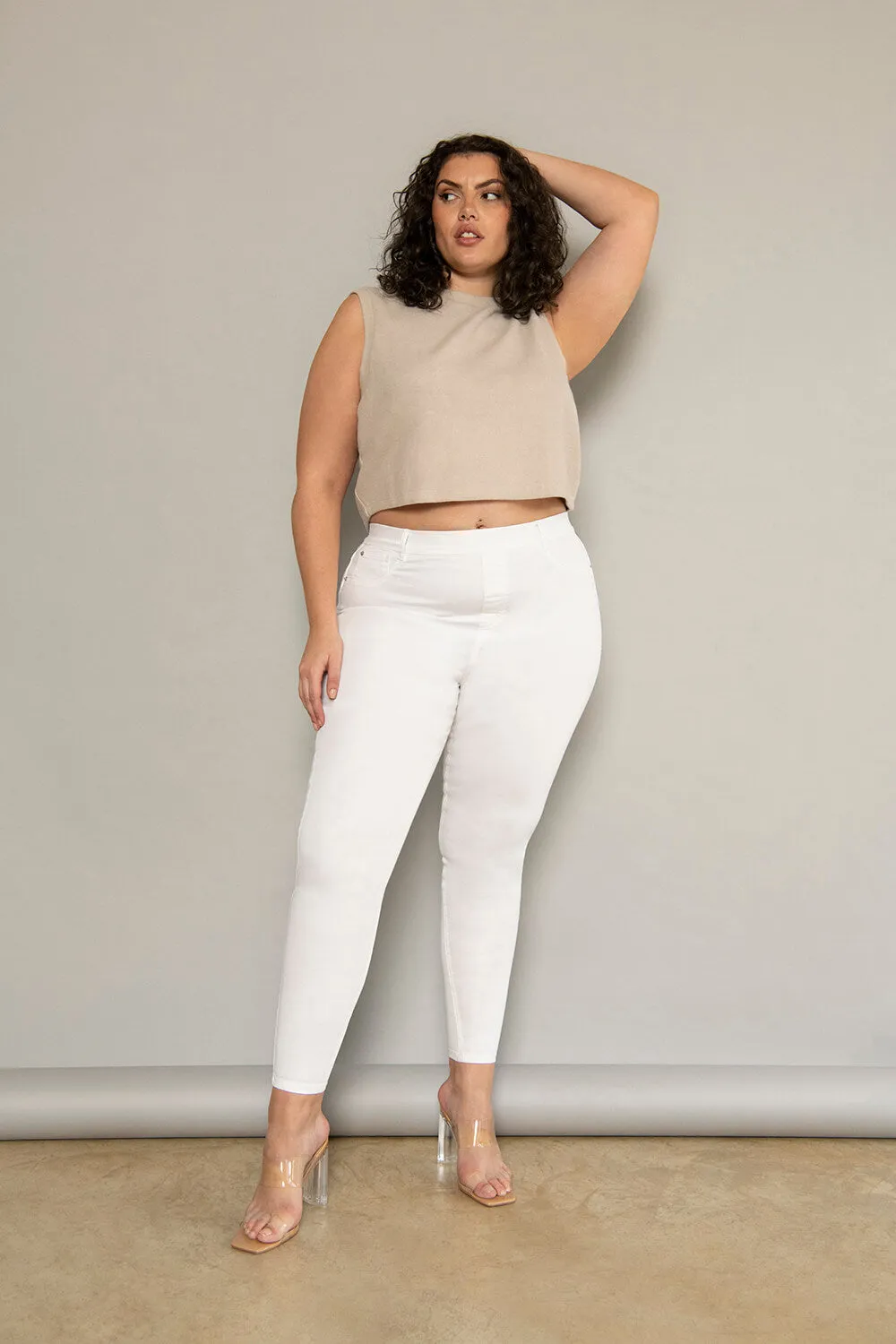 Ultimate Ankle Grazer Jeggings - White